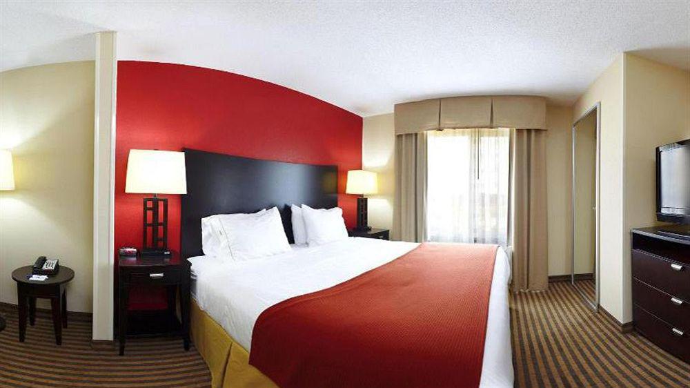Holiday Inn Express Atmore By Ihg Buitenkant foto